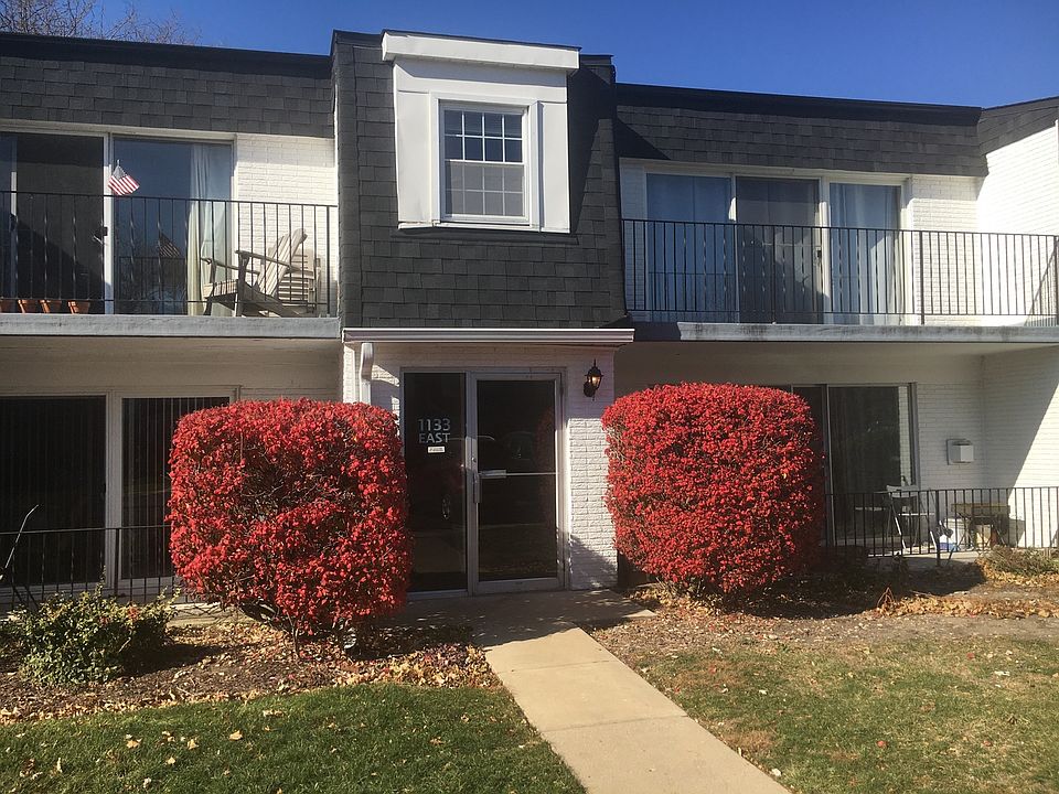1st image of 1133 E Royal Street George Dr #207