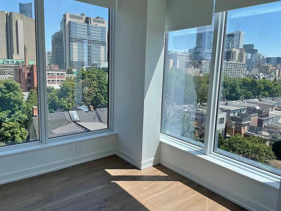 2nd image of 203 College St #610