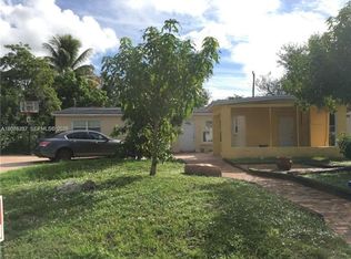 6610 McKinley St, Hollywood, FL 33024