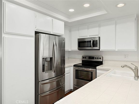 4th image of 32 Spinnaker