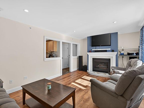 5th image of 9 Dingley Spring Road