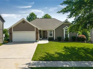 6815 N Corrington Ave, Kansas City, MO 64119