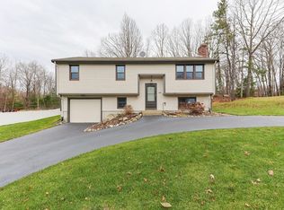 44 Montclair Dr, North Attleboro, MA 02760