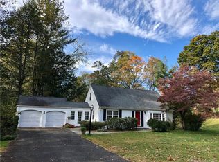 41 Sharon Rd, Bloomfield, CT 06002