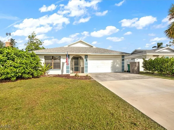 781 105th Ave N, Naples, FL 34108