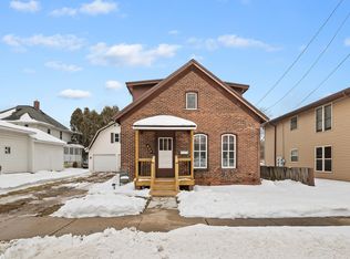 830 3rd St, Green Bay, WI 54304