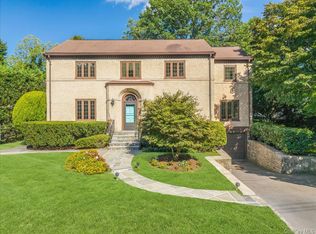 30 Seaview Avenue, New Rochelle, NY 10801