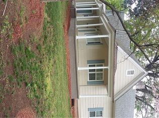 5121 Allen Rd E, Charlotte, NC 28269