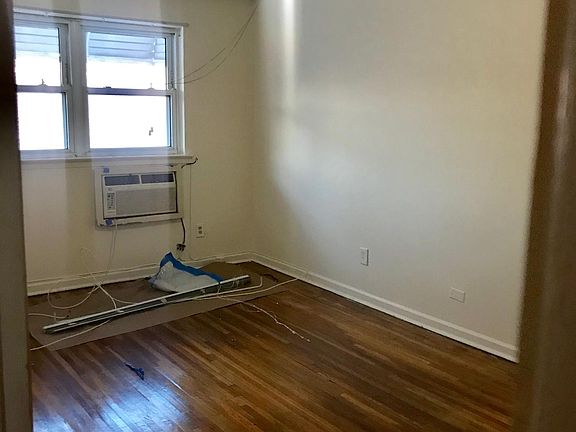 2nd image of 2200 Yates Ave