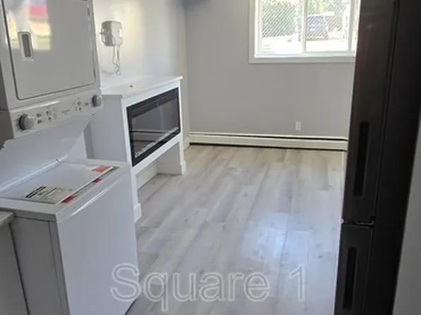5110 106th St NW #105, Edmonton, AB T6H 2S9