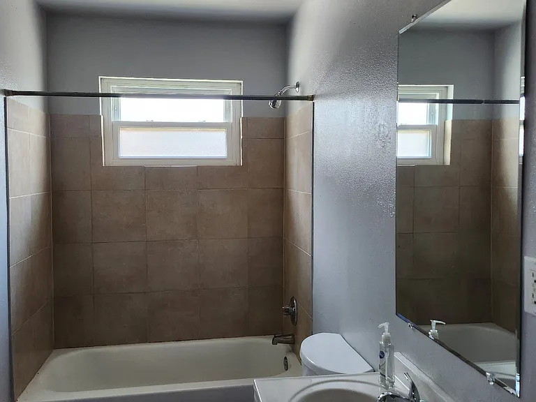 4751 Lynhuber Dr — Photo 9