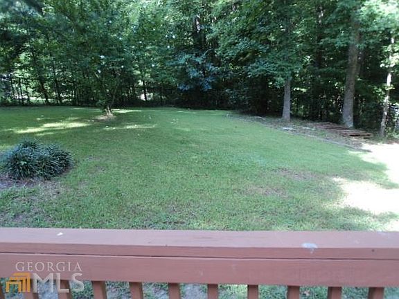 5th image of 120 Saddlebrook Dr