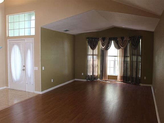 5th image of 7819 Saint Andrews Cir