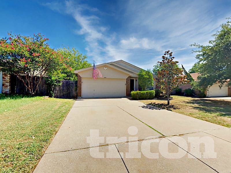 1st image of 609 S Walnut Creek Dr