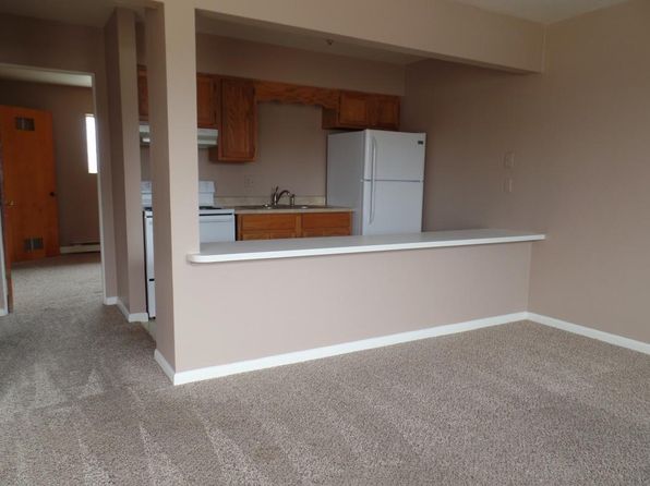 2704 Pine St APT 2