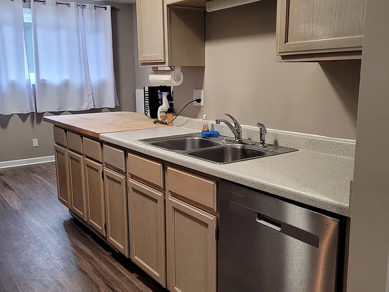 311 W Eagle Lake Dr — Photo 6