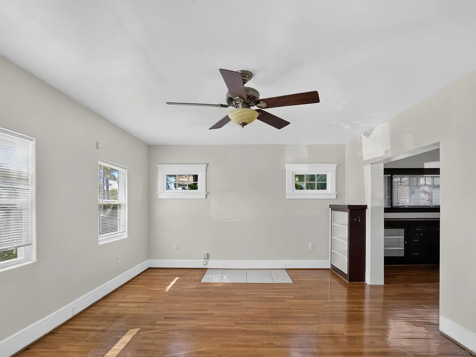 2 bed, 1.0 bath, 1128 sqft, $3,000 — Photo 3