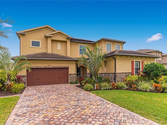 5th image of 4404 SW Gossamer Cir