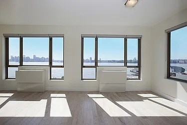 Rented by Space Marketing Shop