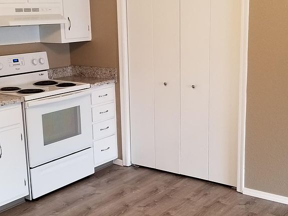 3rd image of 1116 Cypress St APT 6