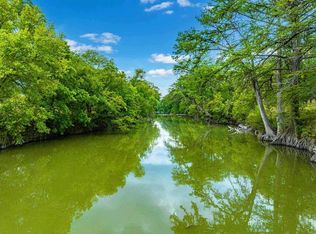 105A Oleander Rd, Comfort, TX 78013