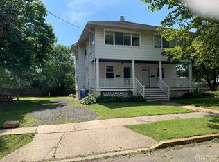 32 Lincoln Ave, Metuchen, NJ 08840