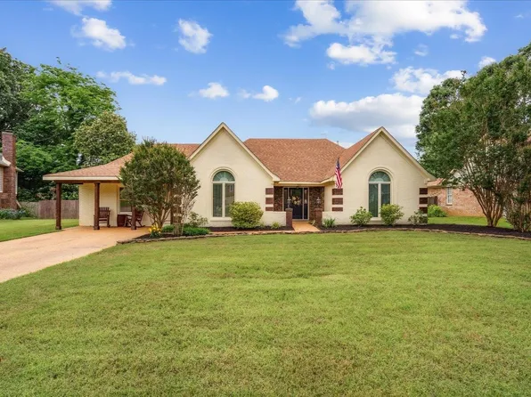 401 E Valleywood Dr, Collierville, TN 38017