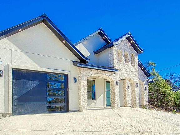 3rd image of 1207 Tanglewood Trl