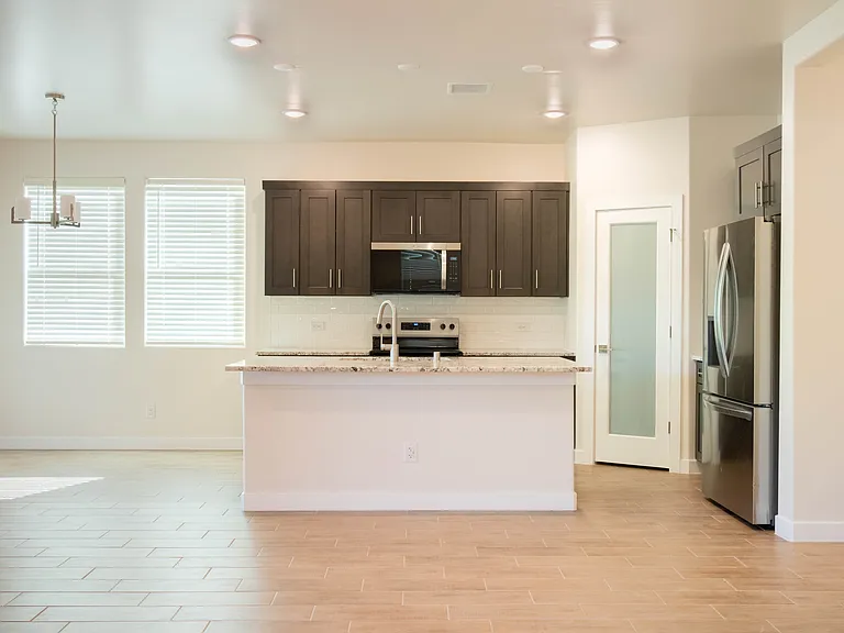 7006 Sentinel Ave — Photo 15