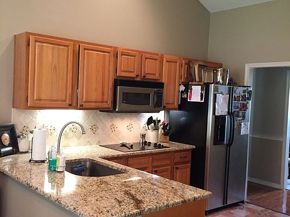 3rd image of 11994 Oldfield Pointe Dr