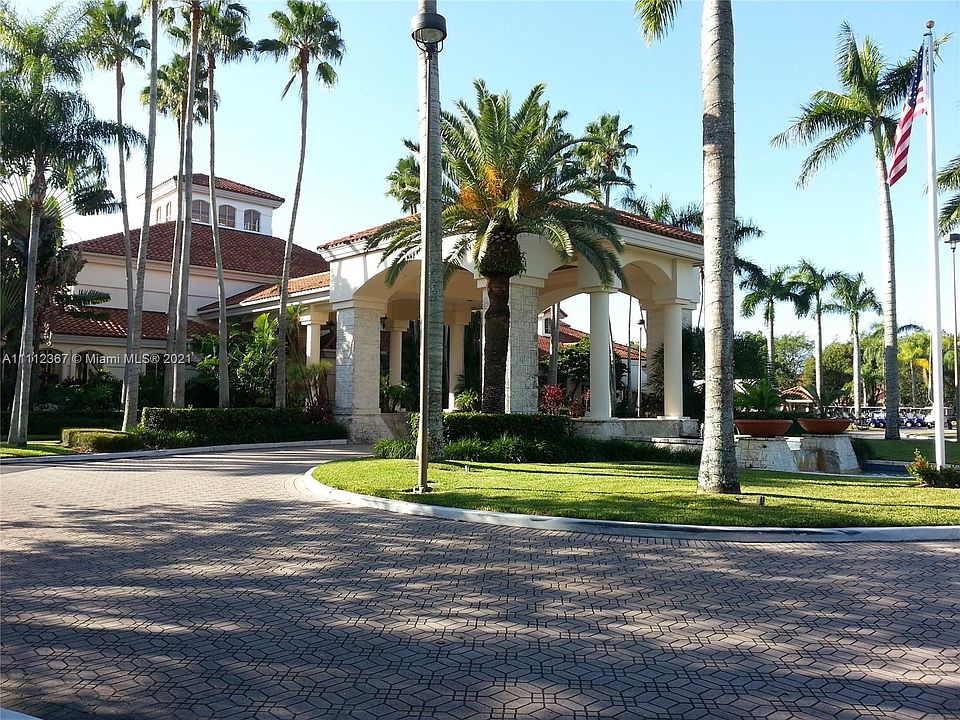 1st image of 4990 NW 102nd Ave APT 206-2