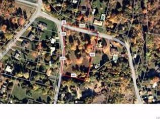 35 Lattintown Rd, Newburgh, NY 12550