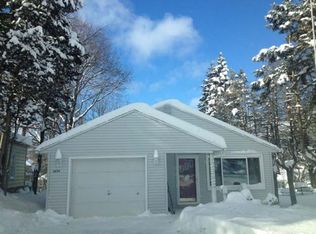 2654 Oneida St, Utica, NY 13501
