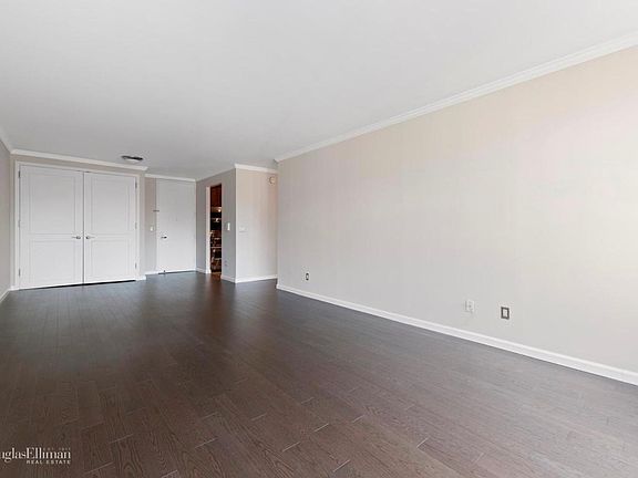 3rd image of 201 W 72nd St APT 15C