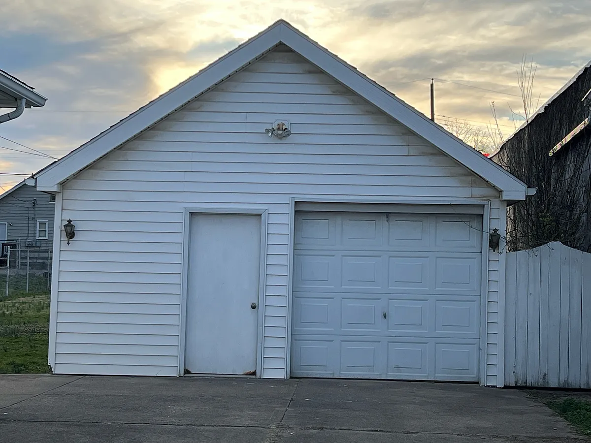 Building Photo - 108 Crawford St #1