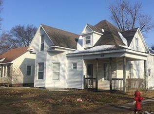 201 W Parker Ave, Chaffee, MO 63740