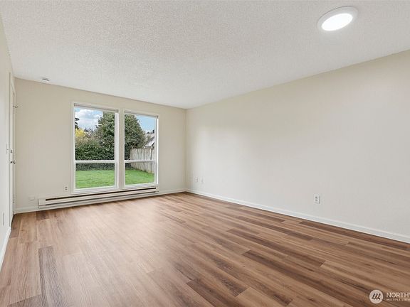 3rd image of 10407 12th Avenue Ct S