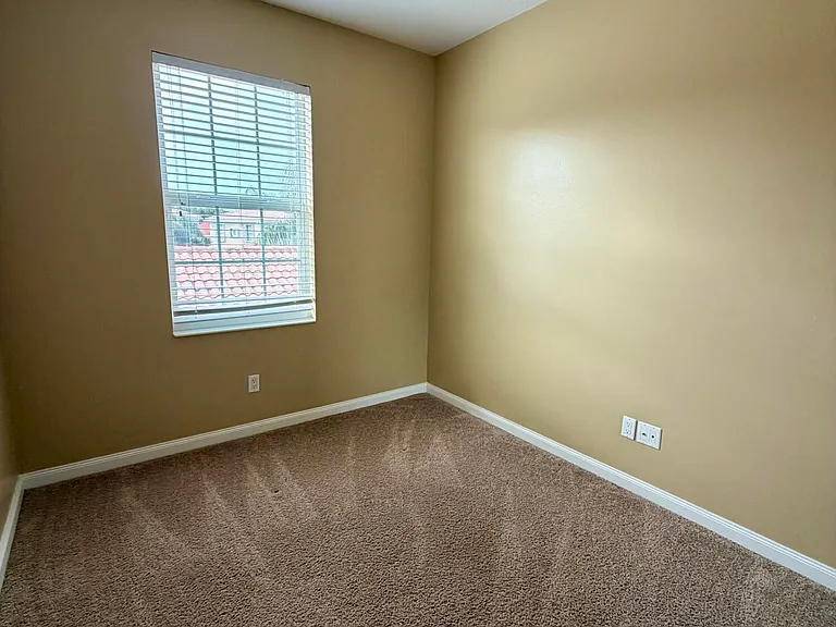 1605 Jeaga Dr — Photo 8