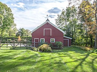 15 High Ridge Ave, Ridgefield, CT 06877