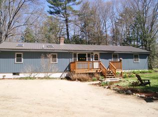 21 Circle Dr, Center Barnstead, NH 03225