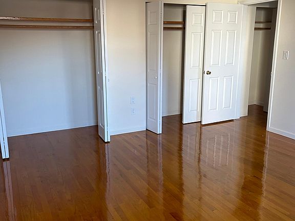 3rd image of 65 Lincoln Blvd Penthouse 1