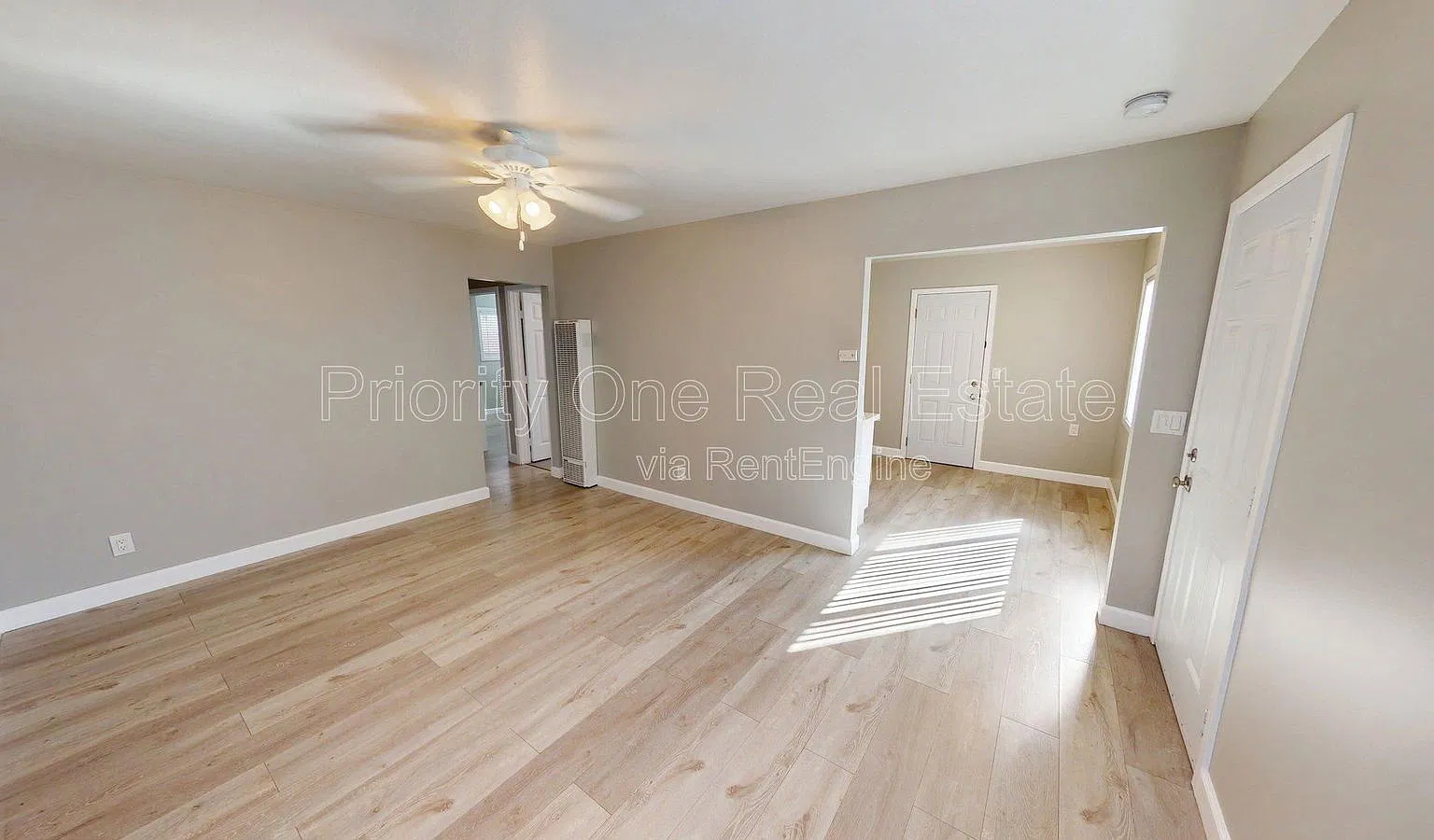 2 bed, 1.0 bath, 800 sqft, $2,500 — Photo 3
