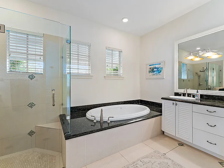 4 Tradewinds Cir — Photo 45