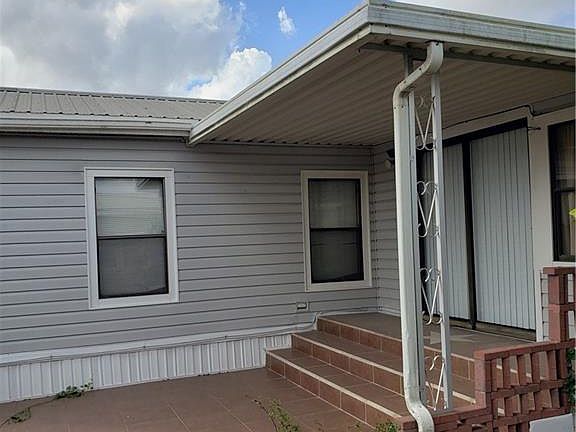 3rd image of 2907 Mesa Verde Dr