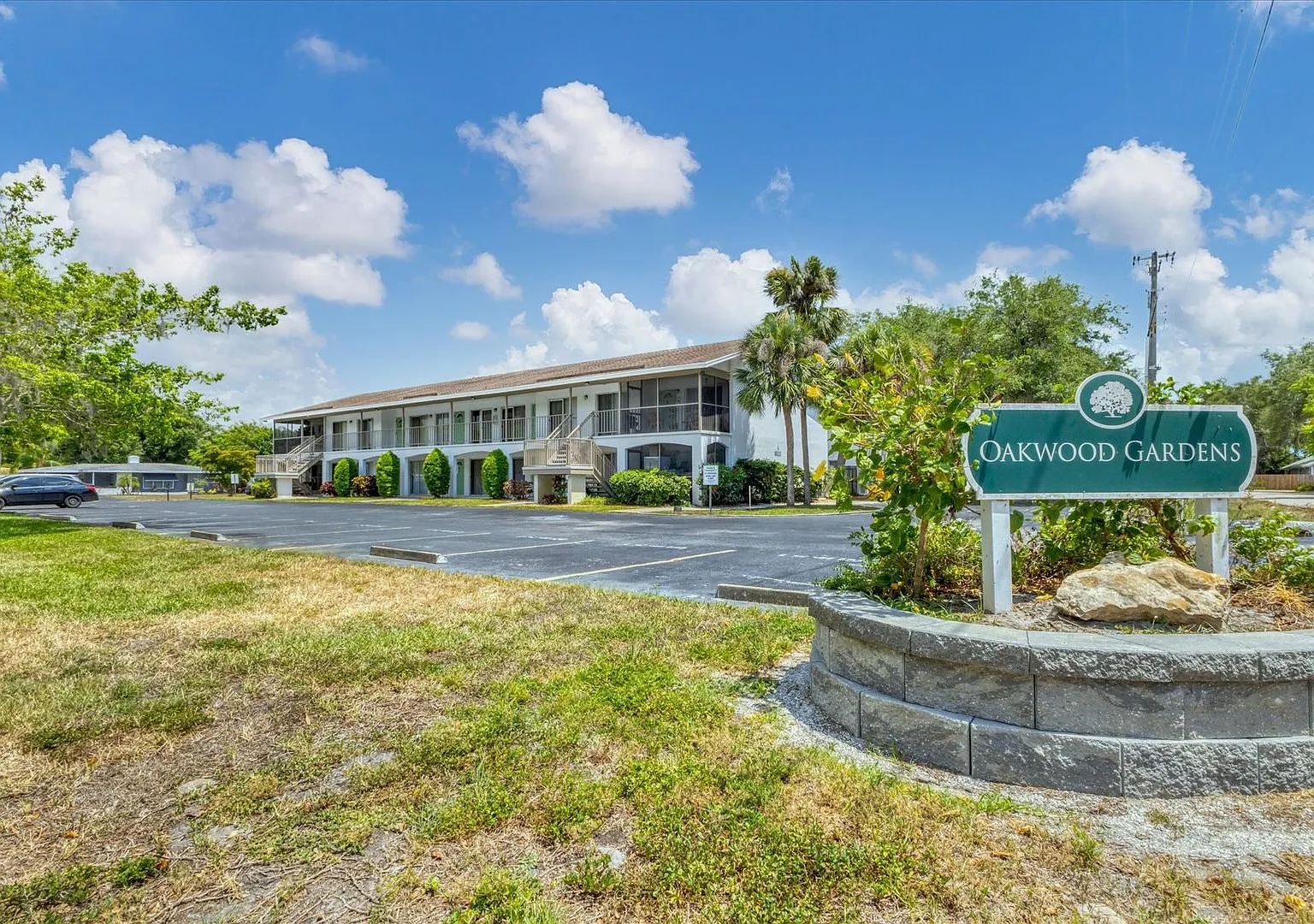 Bright 2BR/1BA Condo with Community Pool ~ First Floor — Photo 1