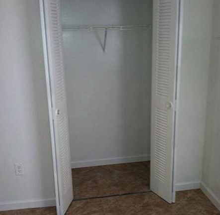 4th image of 9462 Palm Cir S