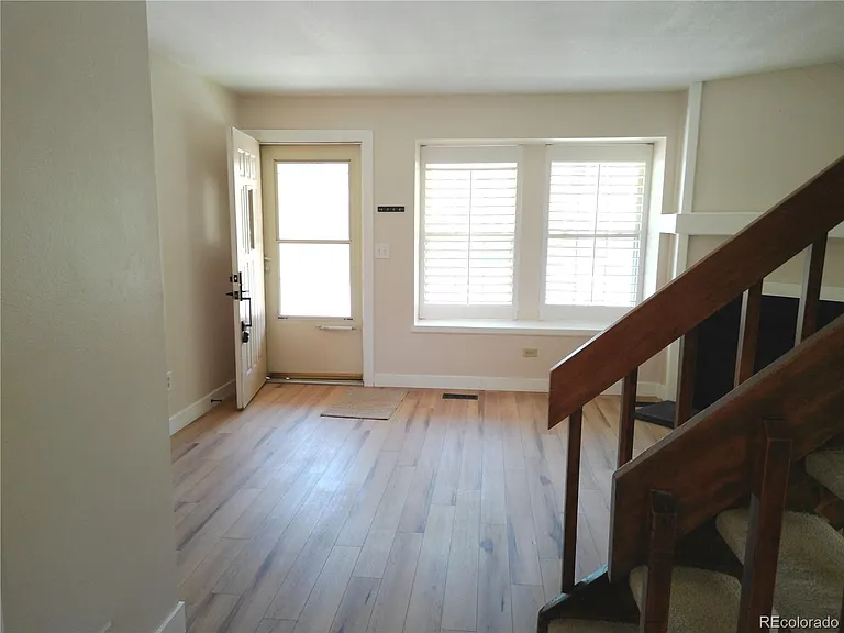 6815 Ravencrest Dr — Photo 4