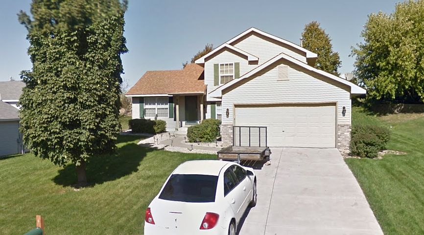 1st image of 807 Moonlight Pl