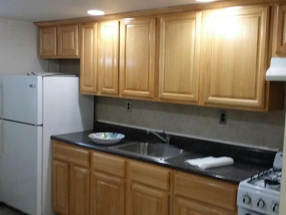 1st image of 283 Seaview Ave