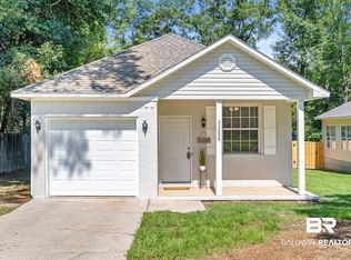 22888 Mobile St, Robertsdale, AL 36567